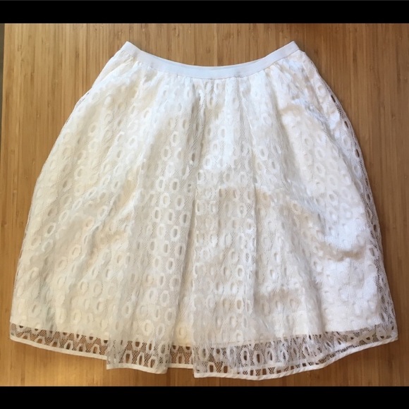 Anthropologie Maeve Eyelet Lace Skirt with pockets - Picture 3 of 12